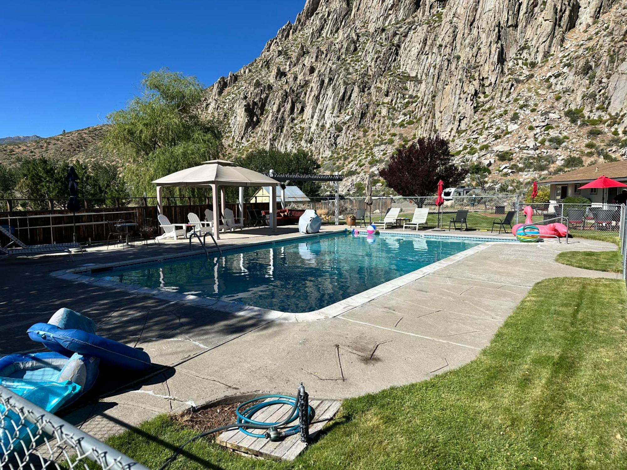 Meadowcliff Lodge Coleville Exterior foto